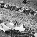 Do společného hrobu byli pohřbeni čs. vojáci, kteří padli při povstání proti okupantům, a dále občané, kteří byli zavražděni příslušníky SS 7.5.1945 v Lahovicích (zdroj: ABS)