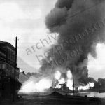 První výstřely 2. světové války vypálila německá školní bitevní loď Schleswig-Holstein na polský muniční sklad na poloostrově Westerplatte před Gdaňskem.