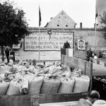 Rok 1951: Touškov svoz obilí (Foto zdroj: Národní zemědělské muzeum)