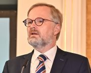 OHLÉDNUTÍ: Premiér Petr Fiala o nabyté svobodě před 33 lety