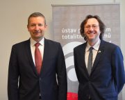 NÁVŠTĚVA: Maďarský velvyslanec projednal spolupráci s ÚSTR