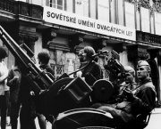 ÚSTR spustil portál k výročí 55 let od invaze do Československa