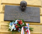 Uctili jsme památku disidenta a politického vězně Václava Bendy