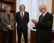 ÚSTR blahopřeje: Eugen Brikcius byl zapsán do Knihy cti Prahy 3