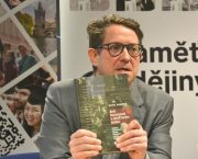 Představili jsme anglické vydání knihy „Živé pochodně“