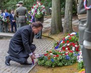 Pietní akt připomněl oběti, jejichž stopy měly zmizet